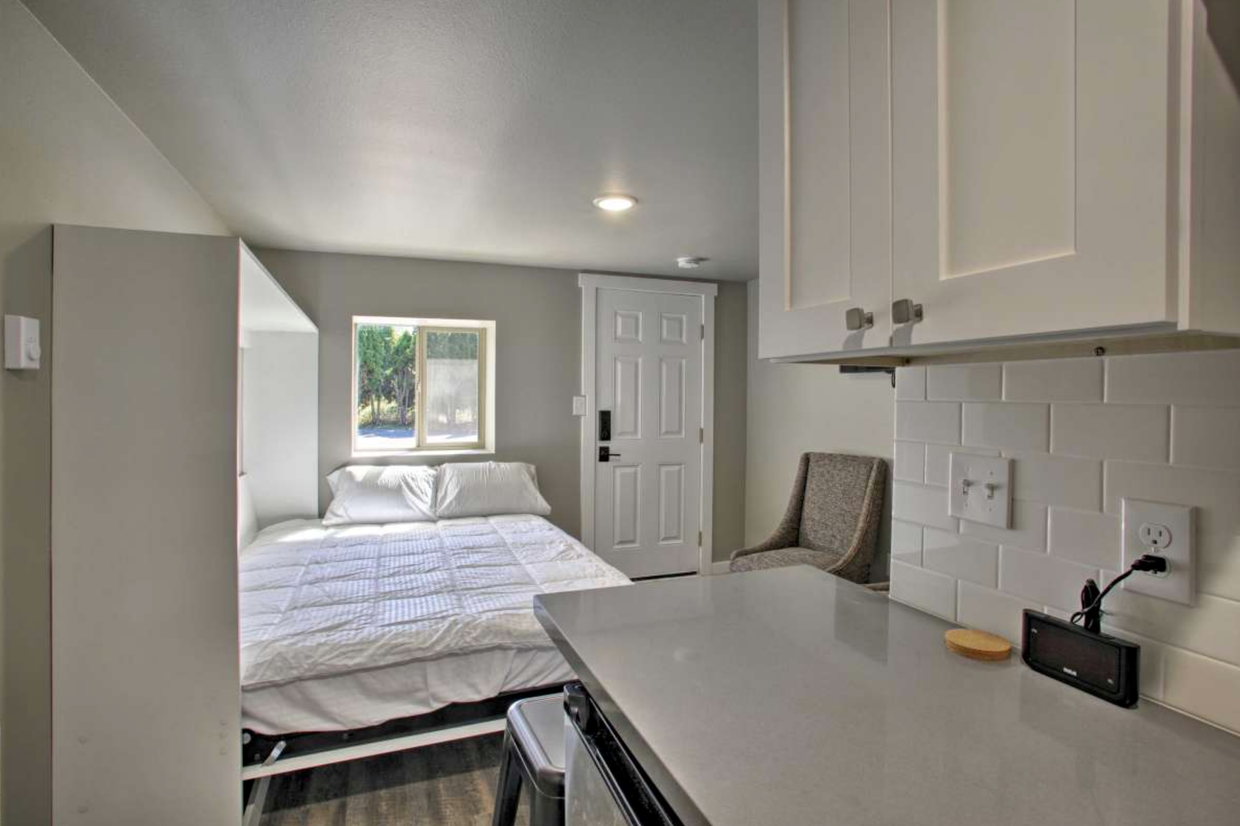 Foto principal - 10625 E Trent Ave
