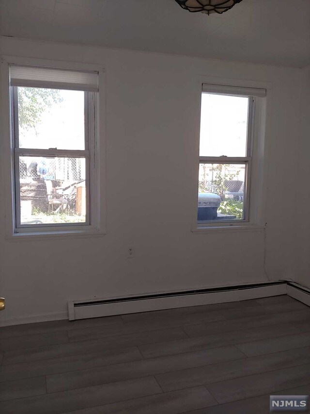 Foto del edificio - 296 Preakness Ave