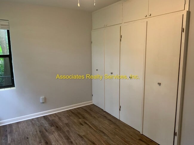Foto del edificio - Spacious 3BR/2BA Home on a Quiet Corner Lot!