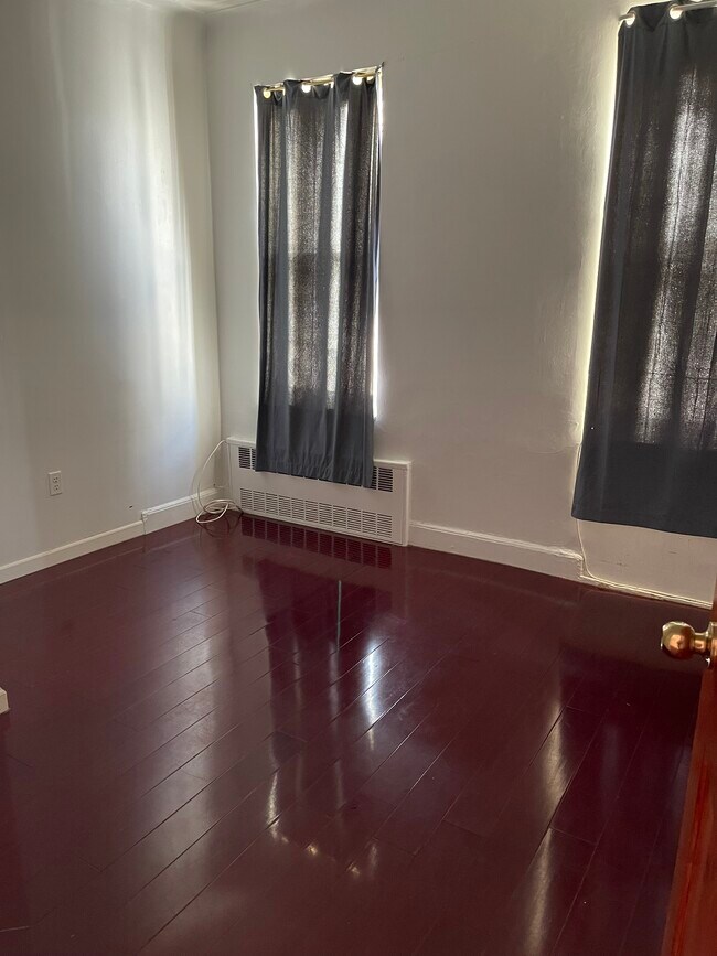 Bedroom - 1664 80th St