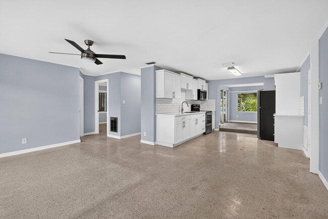 Foto del edificio - 820 E 13th St