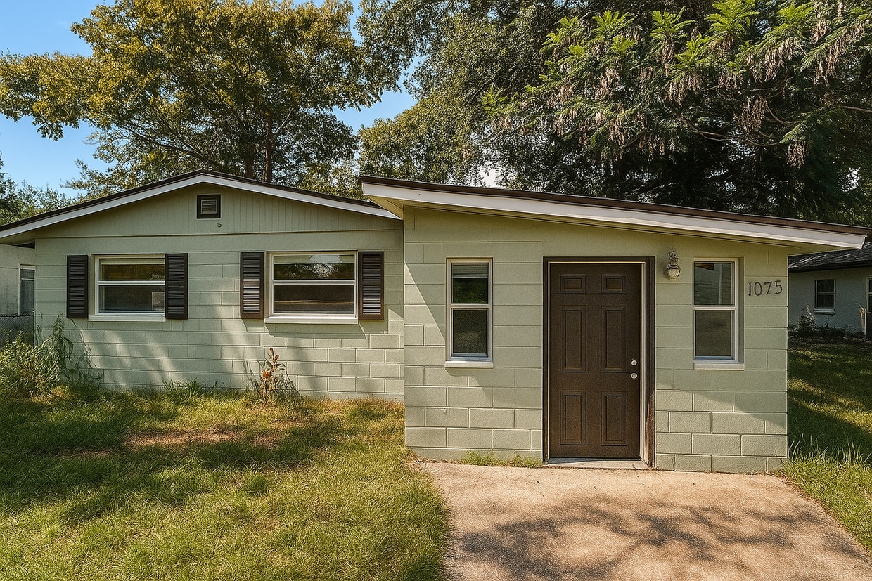 Primary Photo - Charming 3-Bedroom Home in Winter Garden