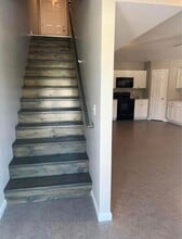 Building Photo - 215 Cane Creek Ln