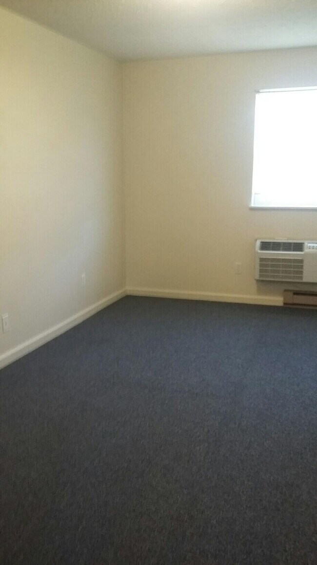 Foto del edificio - 419 Gibson Ln