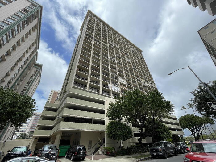 Foto principal - FAIRWAY VILLA studio, pkg, sec, W/D, A/C, ...