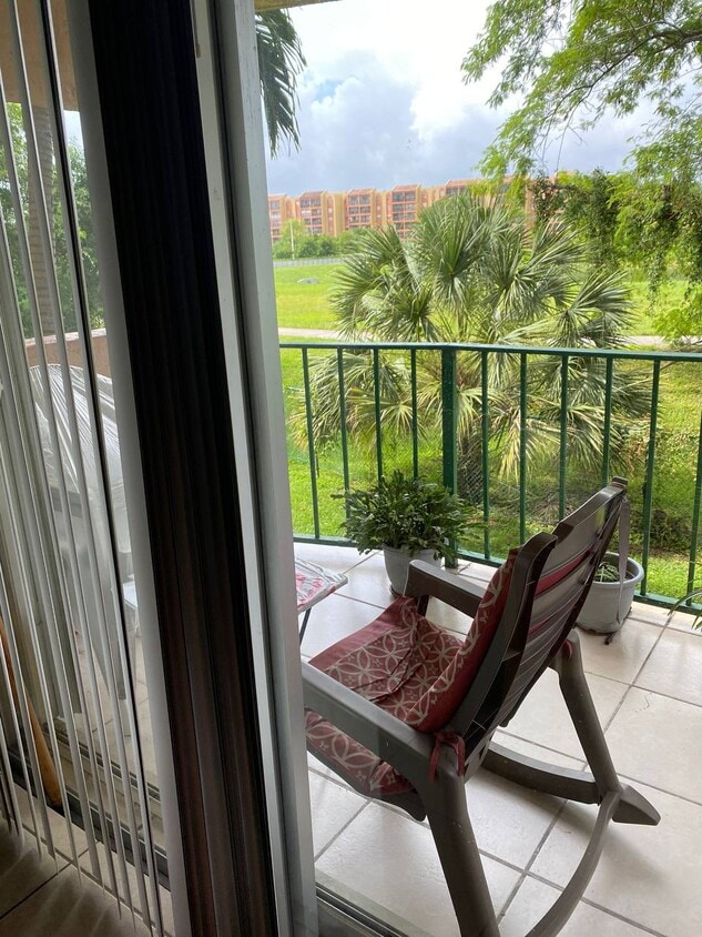 9360 Fontainebleau Blvd Unit 214, Miami, FL 33172 Condo for Rent in