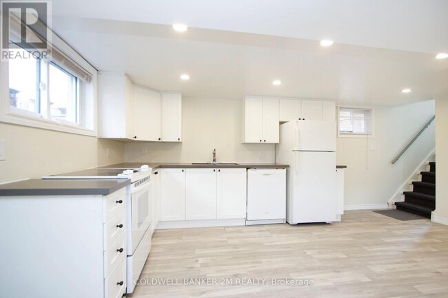 Building Photo - 297 Admiral Rd