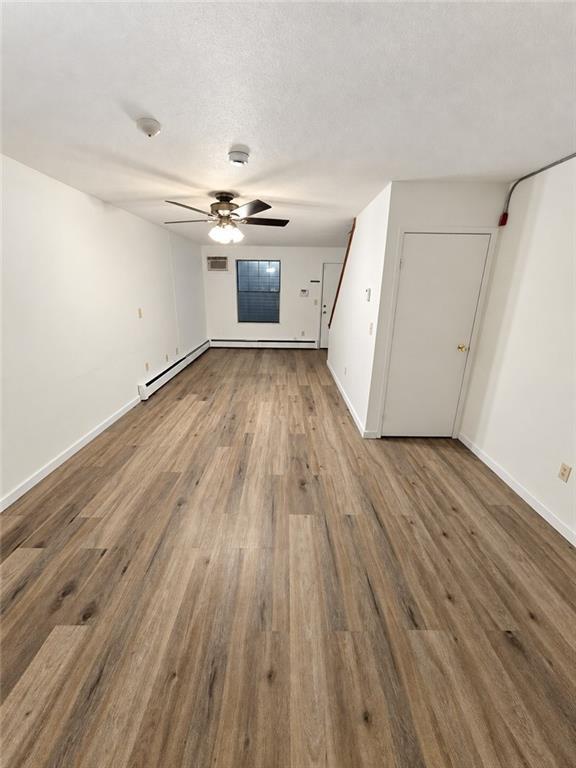 Foto del edificio - 444 Woodward Rd