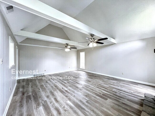 Building Photo - 2947 Crowell St