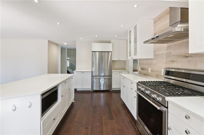 Building Photo - 820 Muirfield Trce