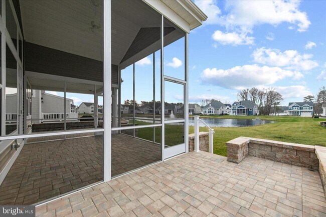 Foto del edificio - 36312 Sturgis Ln