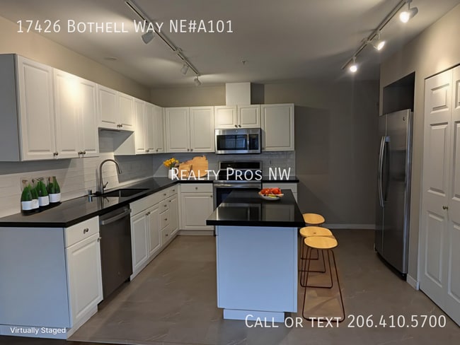 Foto del edificio - 17426 Bothell Way NE