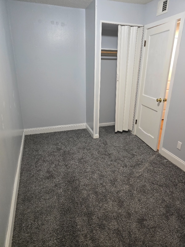 Building Photo - 1921 Shelby St