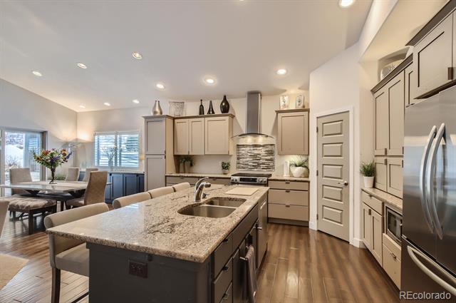 Foto del edificio - 790 Appleby Pl