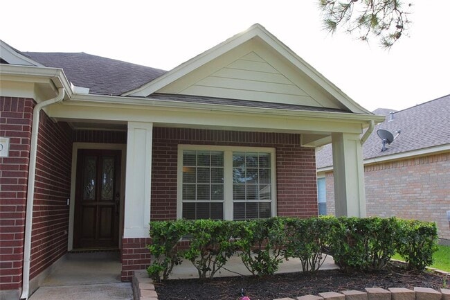 Building Photo - 21530 Pine Arbor Way