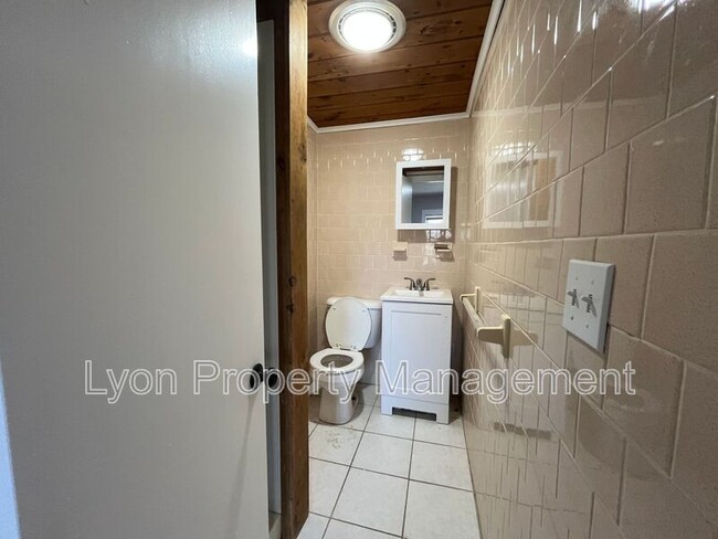 Foto del edificio - 12 Oil Mill Ln