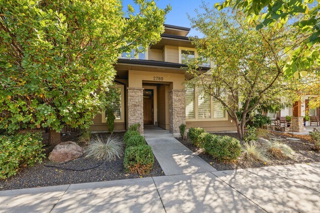 Foto del edificio - Luxury Living in Harris Ranch | 3 Bed + Office | 3 Bath | 2,713 Sq Ft