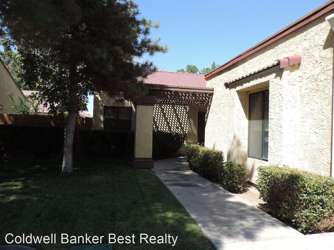 2 br, 2 bath House 316 W Monterey Dr House Rental in Ridgecrest, CA