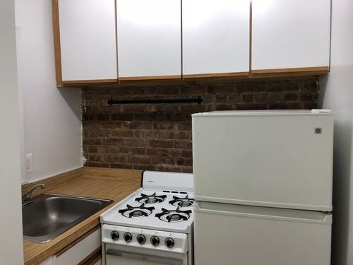Foto del edificio - 316 E 83rd St