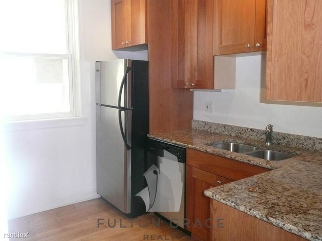 Foto del edificio - 3741 W Argyle St