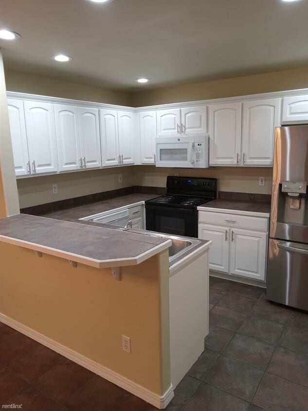 Primary Photo - 3 br, 2.5 bath Duplex - 10210 Park Avenue ...