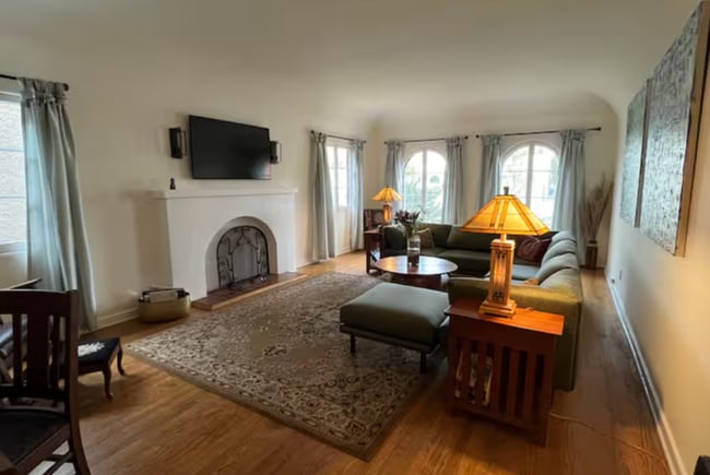 Living Room - 1238 Meadowbrook Ave