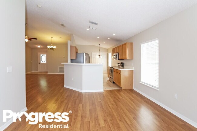 Building Photo - 10303 Frog Pond Dr