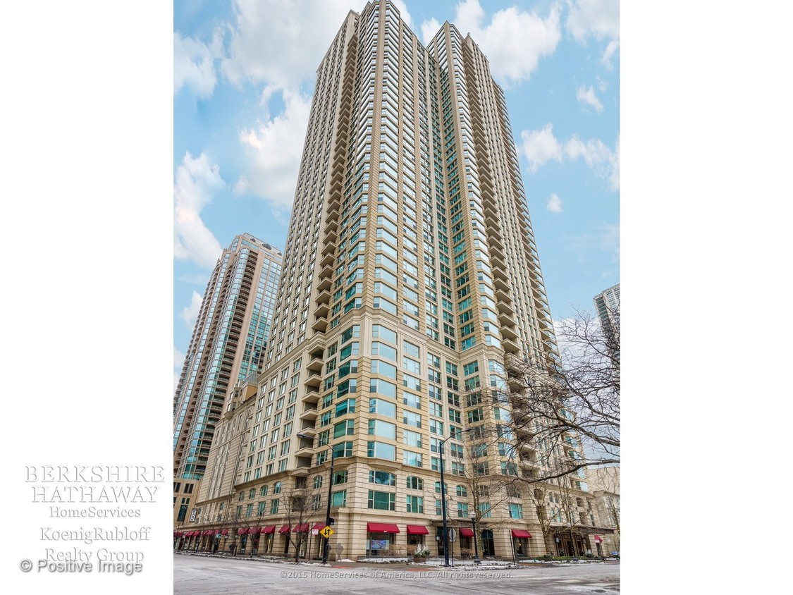 Primary Photo - 25 E Superior St