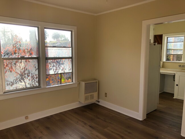 Foto del edificio - 2010 Oakwood Ave