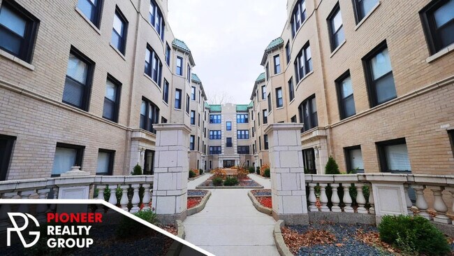 Foto del edificio - 4032 N Ashland Ave