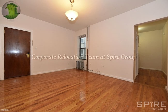 Building Photo - 2338 31st Ave