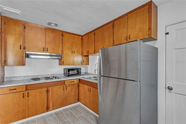 Foto del edificio - 324 N Lakeland Ave