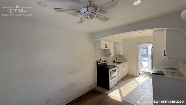 Building Photo - 116 Parkview Hill Cres