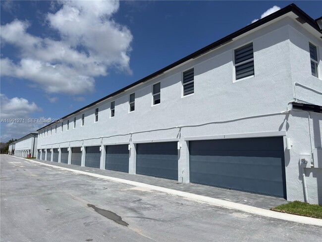 Building Photo - 12426 SW 248th St