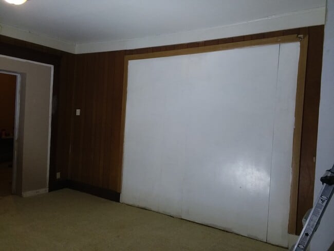 Foto del edificio - 108 SOUTH MAIN ST