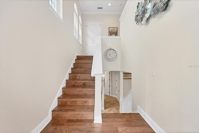 Building Photo - 455 Nokomis Ave S