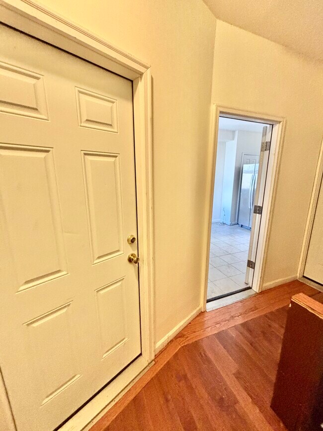 Foto del edificio - 1025 Mount Vernon St