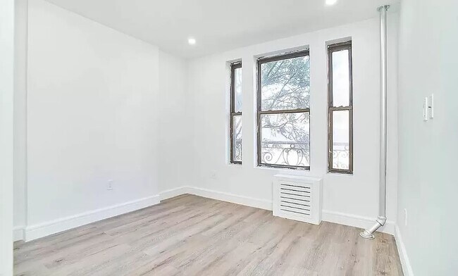 Building Photo - 219 13th Street