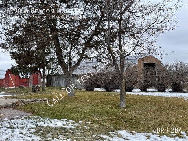 Building Photo - Horse-friendly property in rural Eagle
