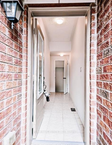 Building Photo - 11 Telegraph St