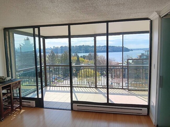 Photo du bâtiment - 475 13th St