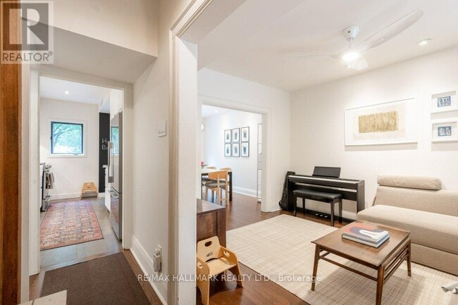 Building Photo - 89 Glenmount Park Rd