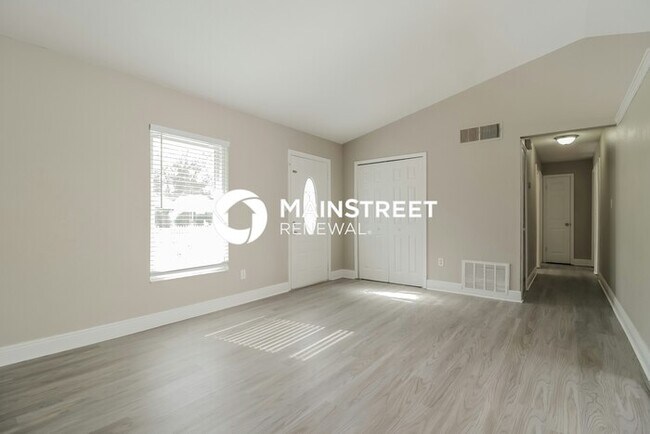 Foto del edificio - 3 Bedroom Pet-Friendly Home in Orlando, FL with Main Street Renewal