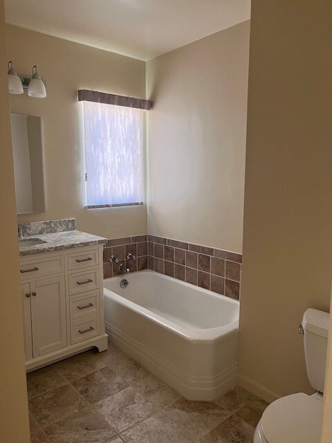 Bathroom - 763 Southview Rd