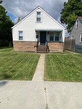 Building Photo - 2171 McGuffey Rd