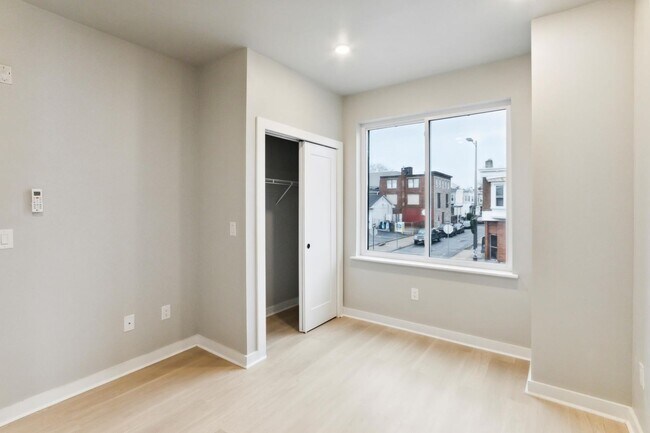 Building Photo - 316 S 52nd St