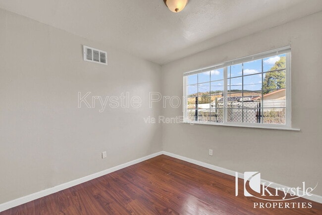 Foto del edificio - 178 Janice St