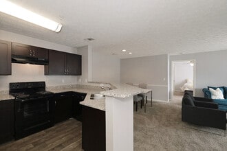 Building Photo - Ellington Woods