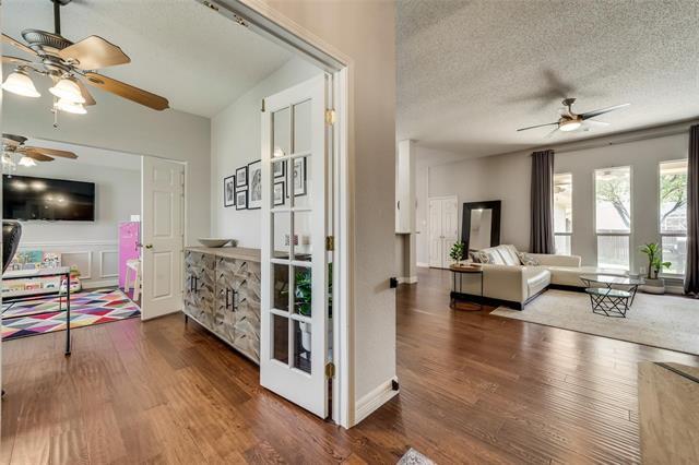 Foto del edificio - 1408 Woodmont Dr