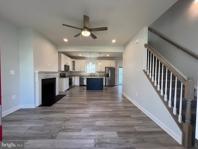 Building Photo - 9301 Heritage Village Ct